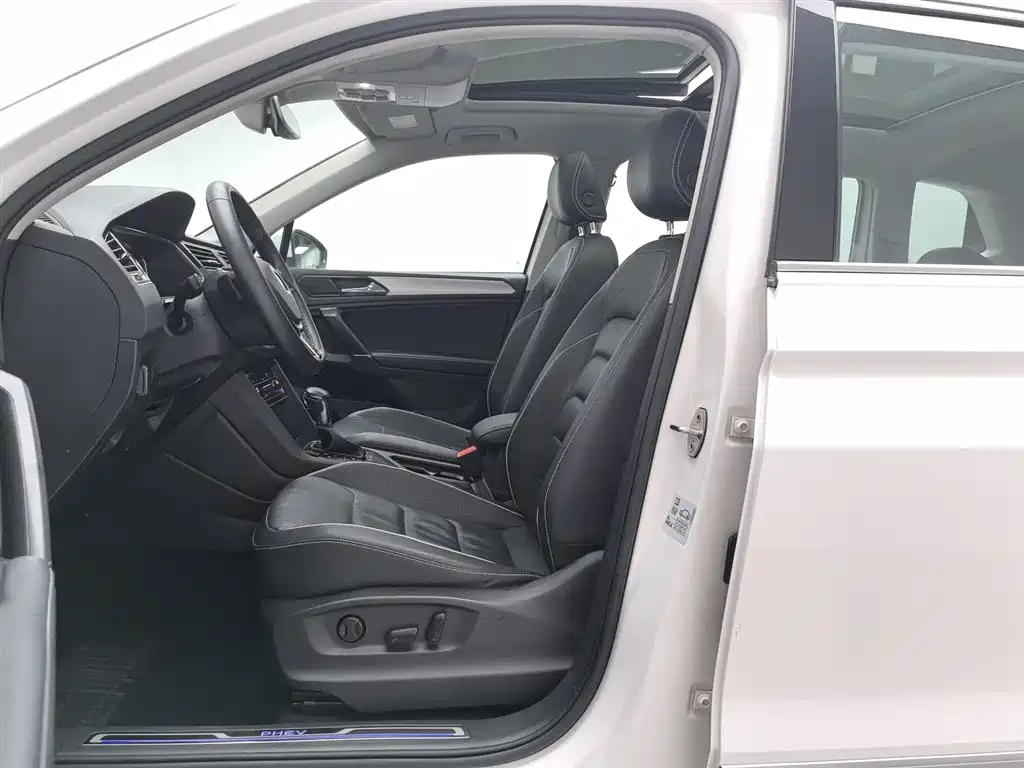 Volkswagen Tiguan L PHEV 2021 — фото 10
