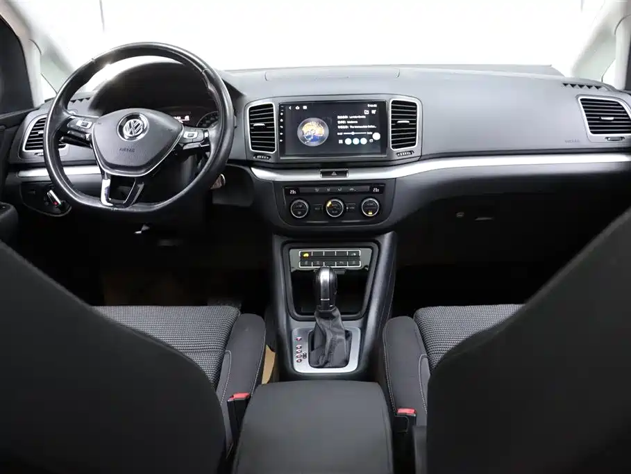 Volkswagen Sharan 2018 — фото 26