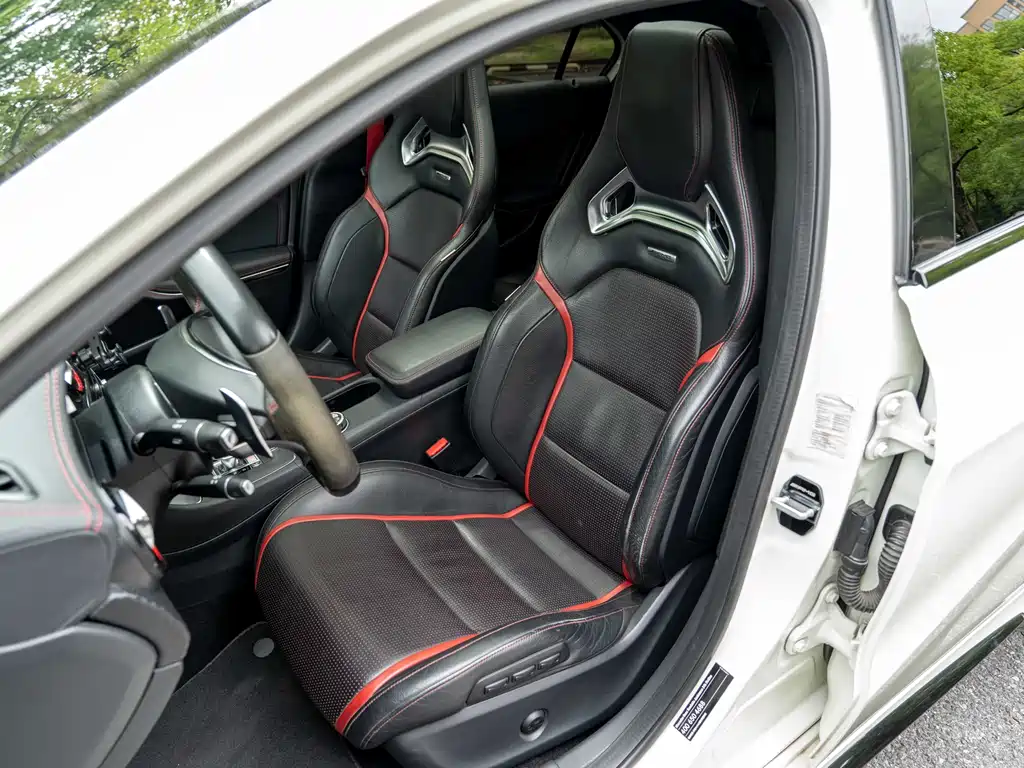 Mercedes-Benz A-Class AMG 2016 — фото 11
