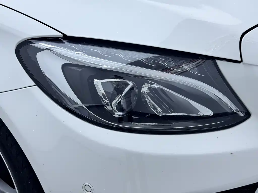 Mercedes-Benz C-Class 2017 — фото 13