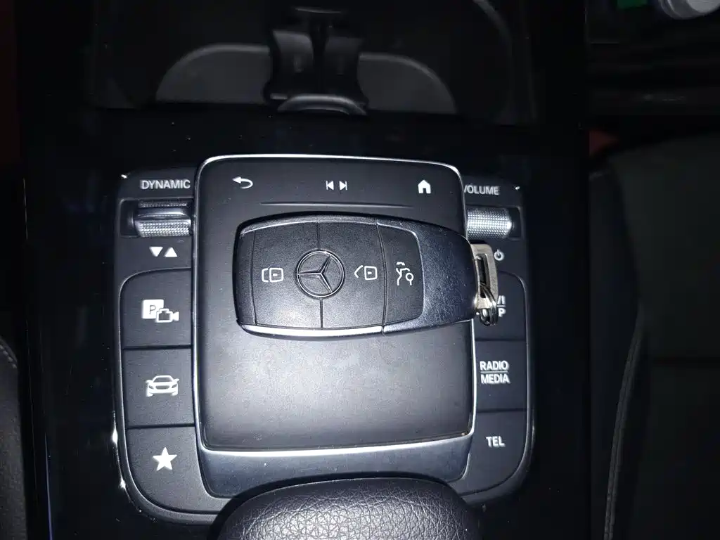 Mercedes-Benz A-Class 2021 — фото 17
