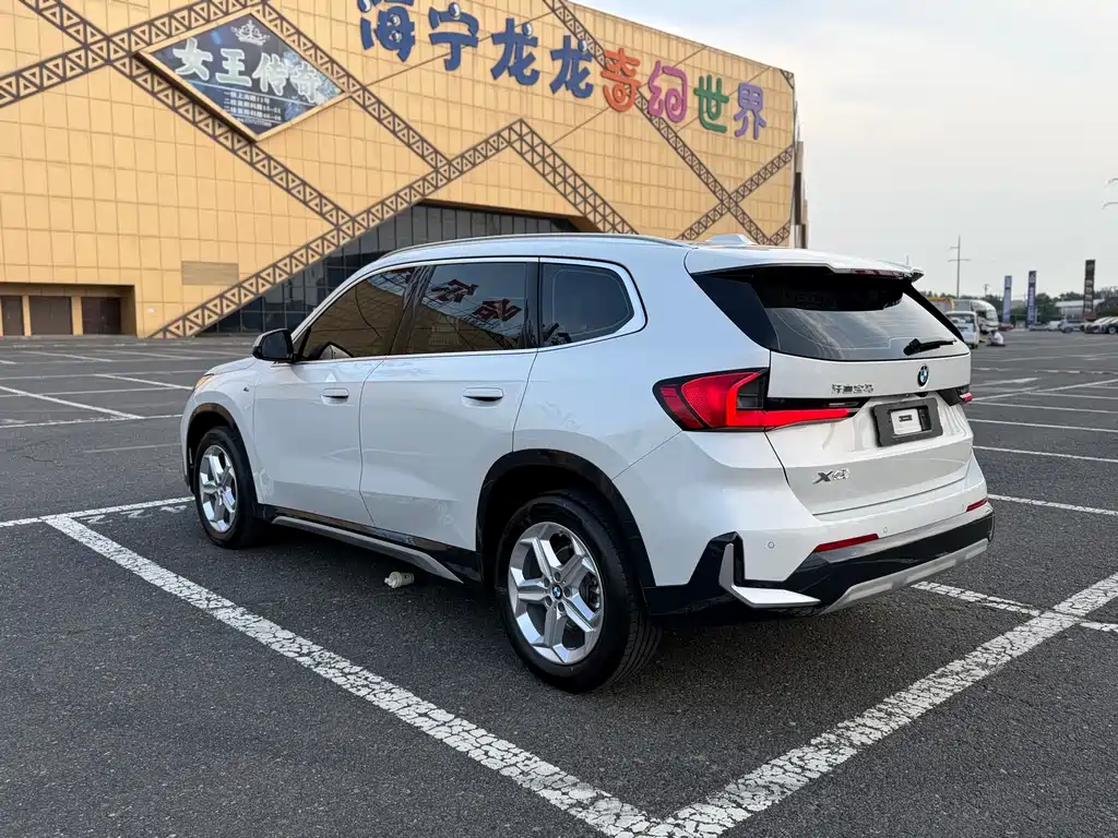 BMW X1 2024 — фото 6