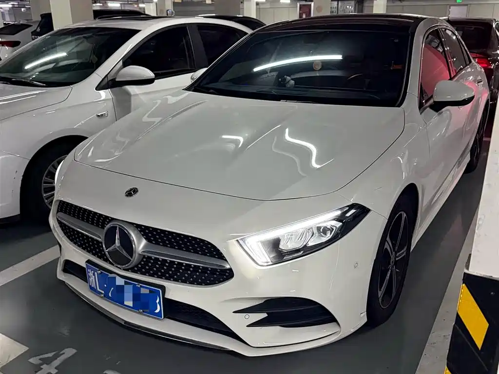 Mercedes-Benz A-Class 2022 — фото 1