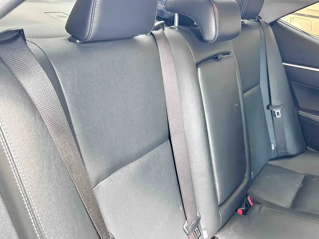 Toyota Corolla Hybrid 2020 — фото 13