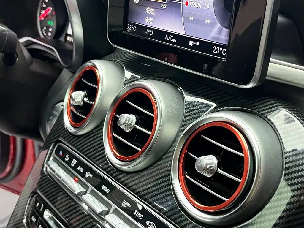 Mercedes-Benz GLC 2018 — фото 21