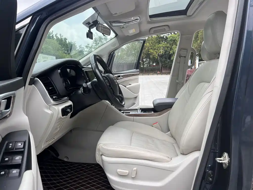 GAC Motor Trumpchi M8 2018 — фото 5