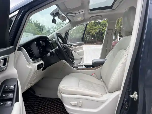 GAC Trumpchi M8 2018