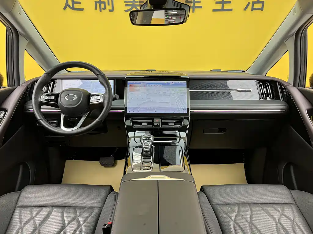 GAC Motor Trumpchi M8 2025 — фото 12