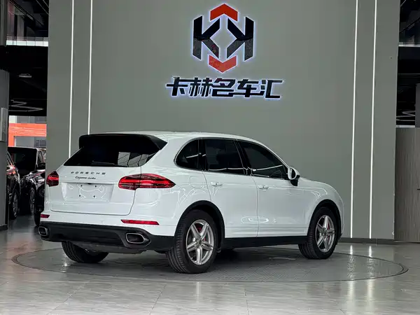 Porsche Cayenne 2015