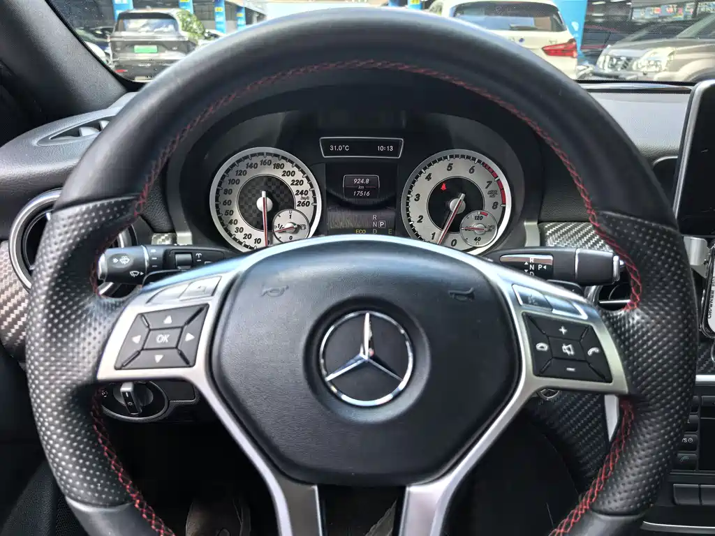 Mercedes-Benz A-Class 2015 — фото 18
