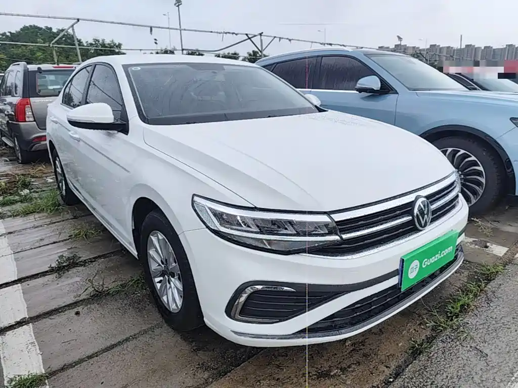 Volkswagen Bora 2023