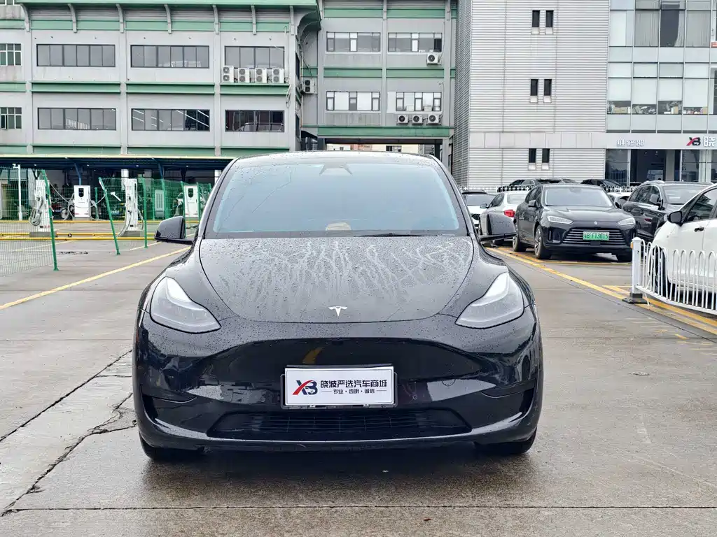 Tesla Model Y 2022 — фото 2
