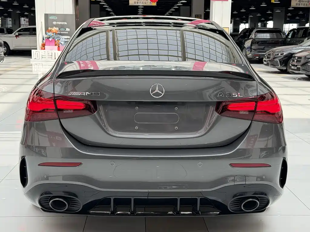 Mercedes-Benz A-Class AMG 2024 — фото 20