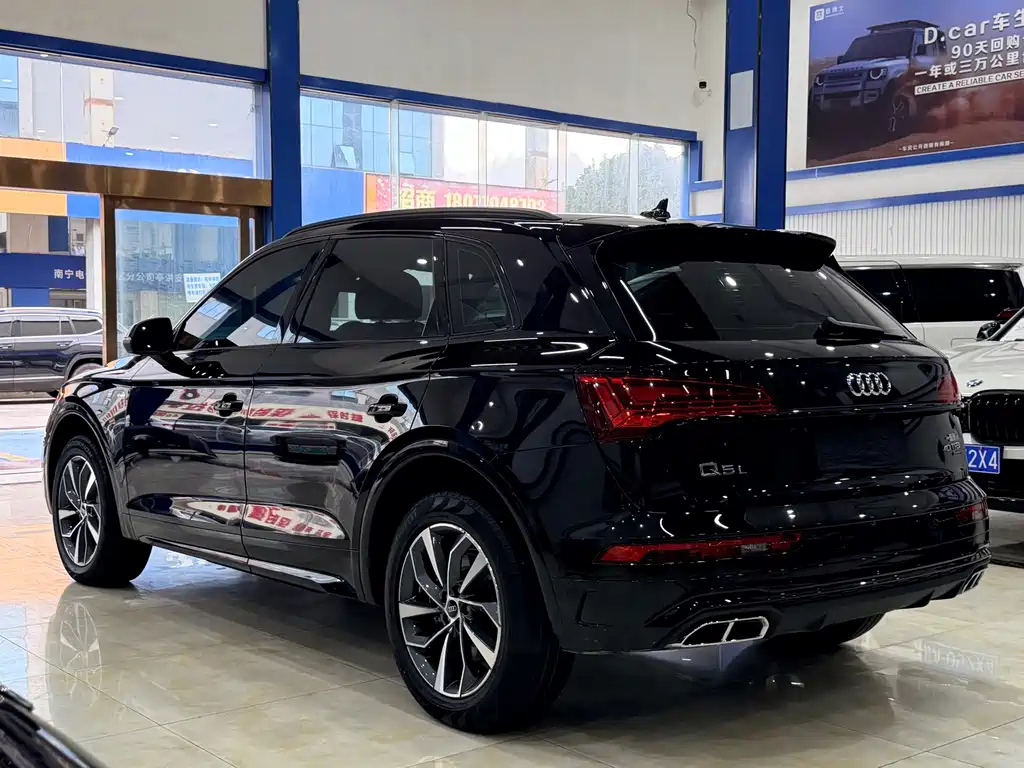 Audi Q5L 2023 — фото 4