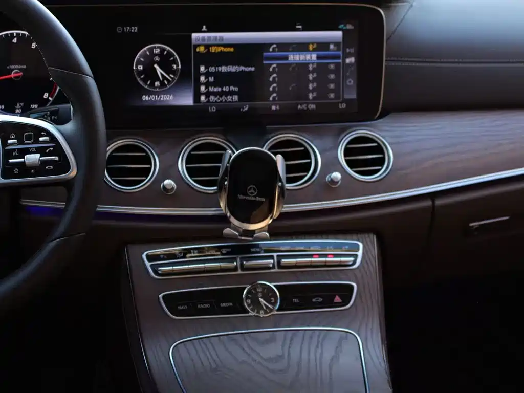 Mercedes-Benz E-Class 2020 — фото 8