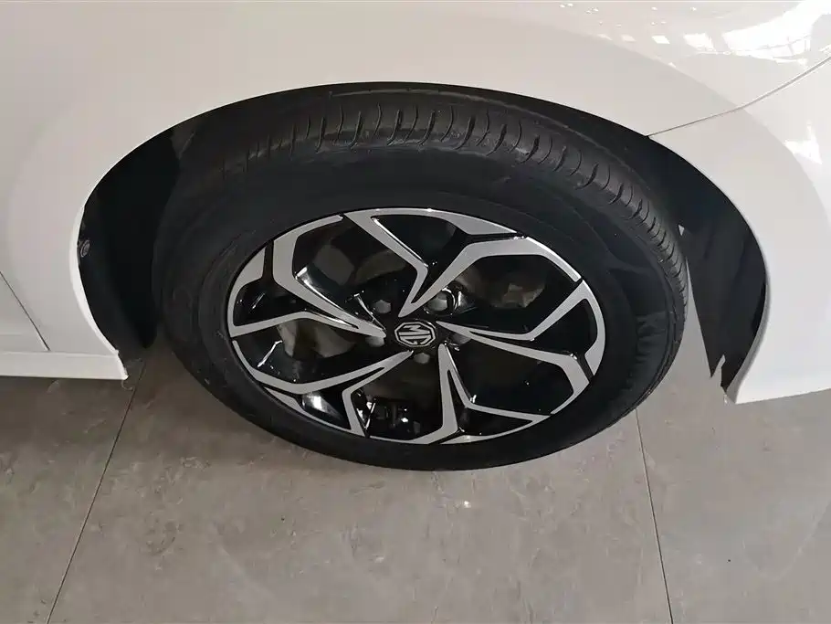 MG 5 2022