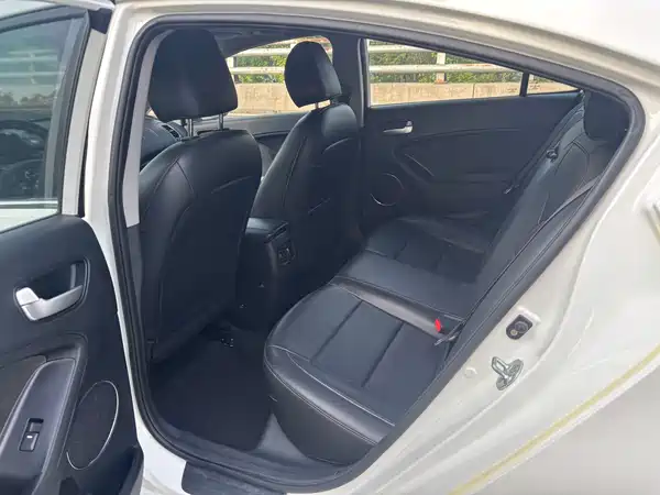 Kia K3 2017