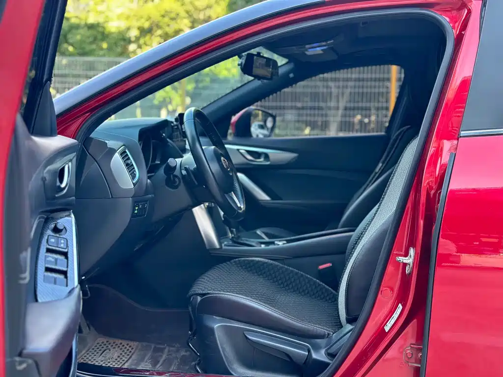 Mazda CX-4 2017
