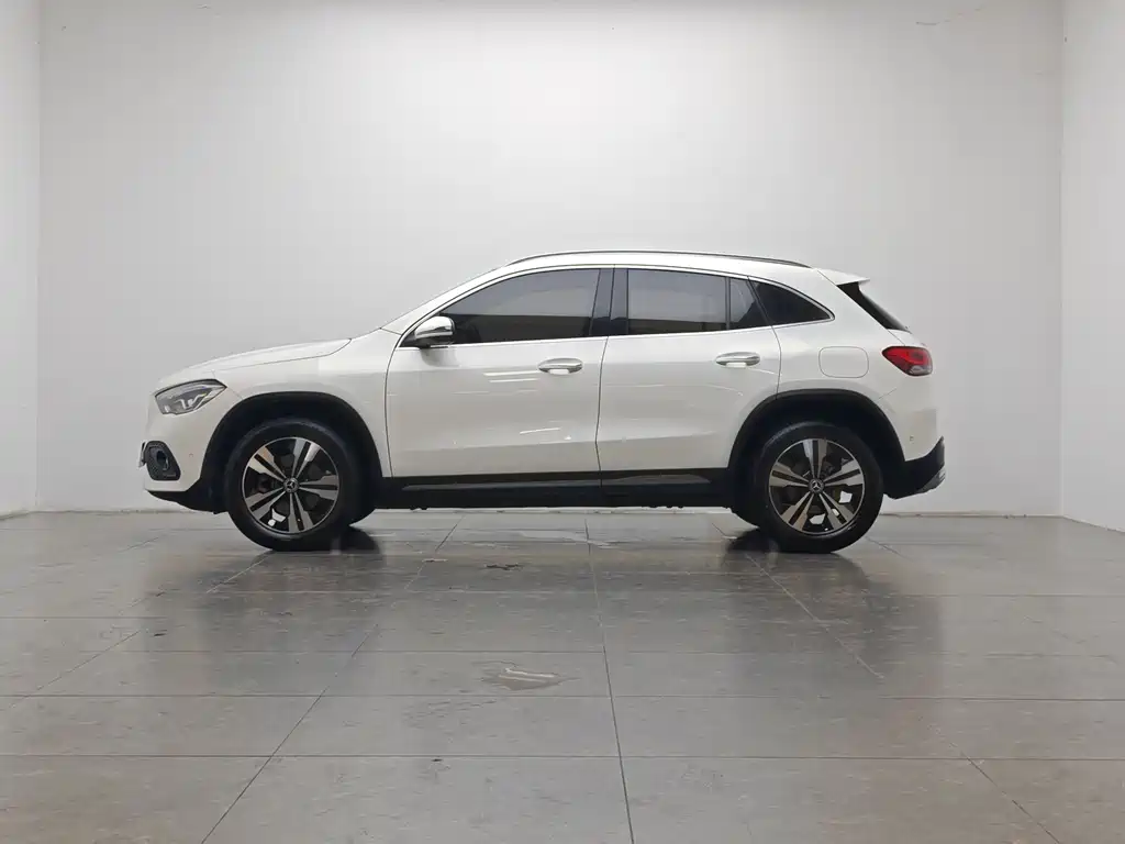Mercedes-Benz GLA 2021 — фото 10