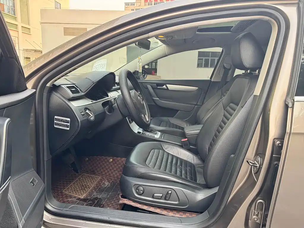 Volkswagen Magotan 2014