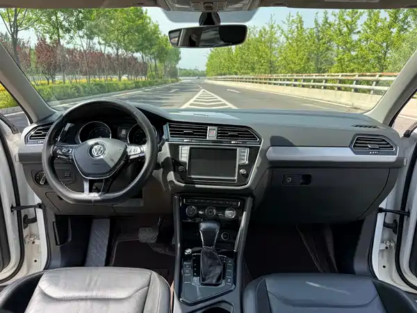 Volkswagen Tiguan L 2018