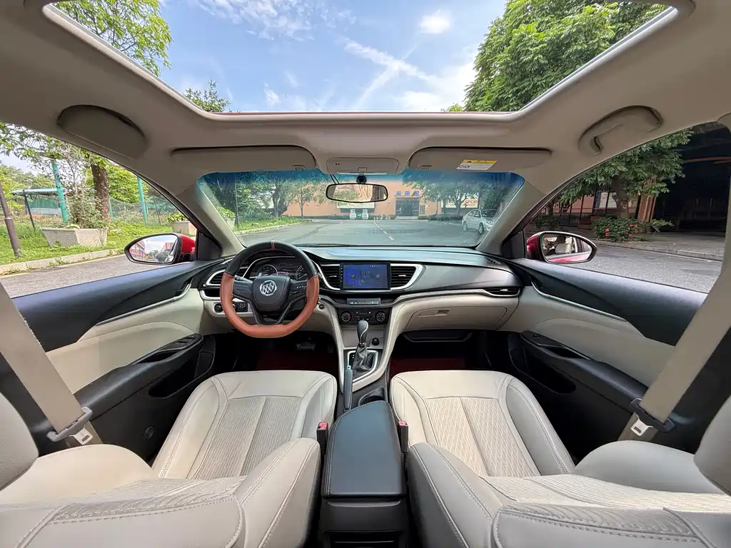 Buick Excelle 2017 — фото 11