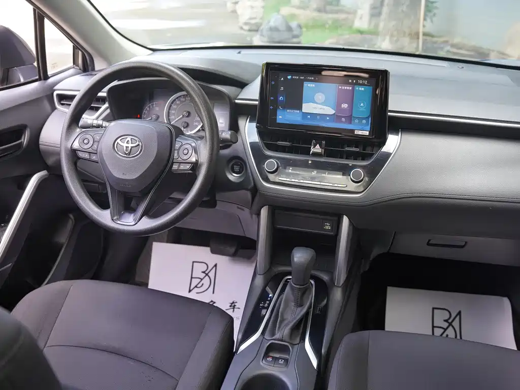 Toyota Corolla Cross 2022 — фото 26