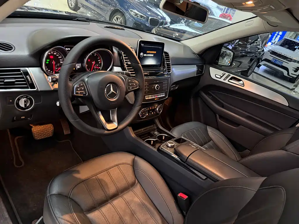 Mercedes-Benz GLE 2015 — фото 7