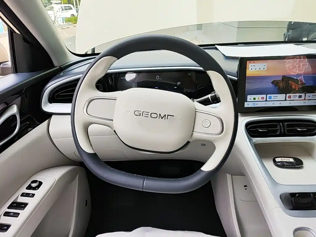 Geely Galaxy Starwish 2026 — фото 11