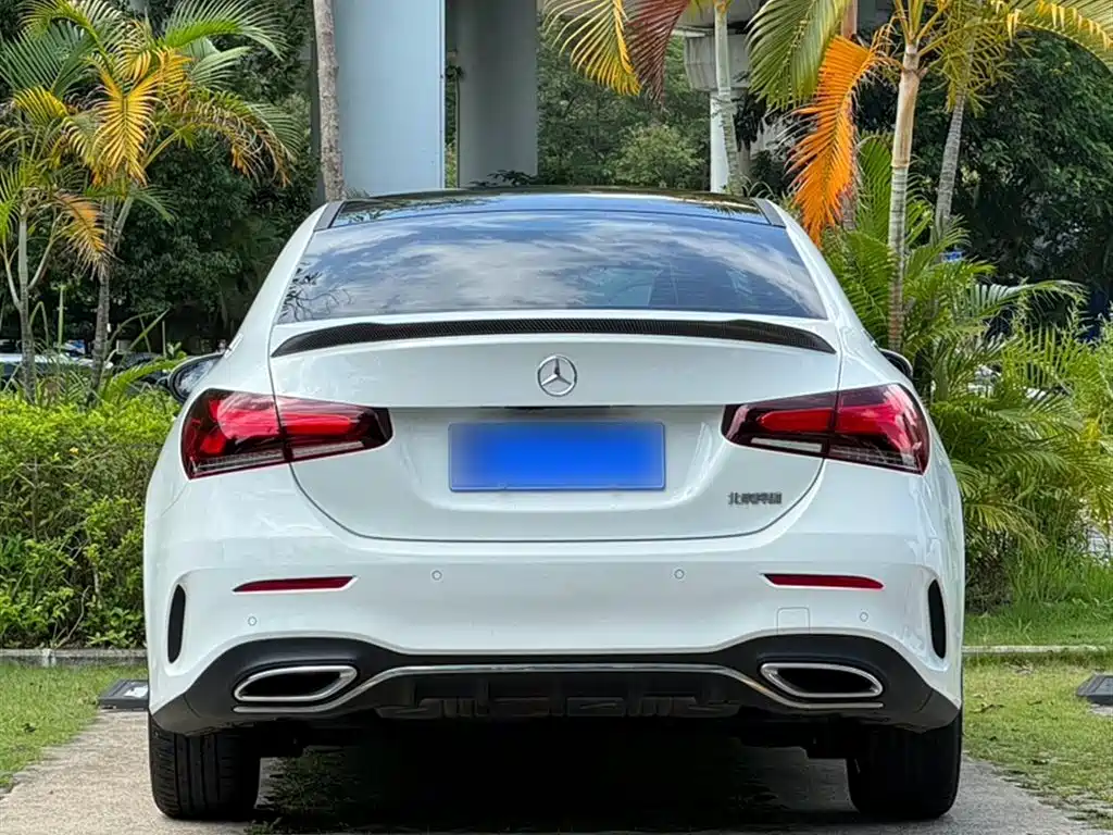 Mercedes-Benz A-Class 2023 — фото 11