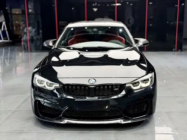 BMW M4 2019