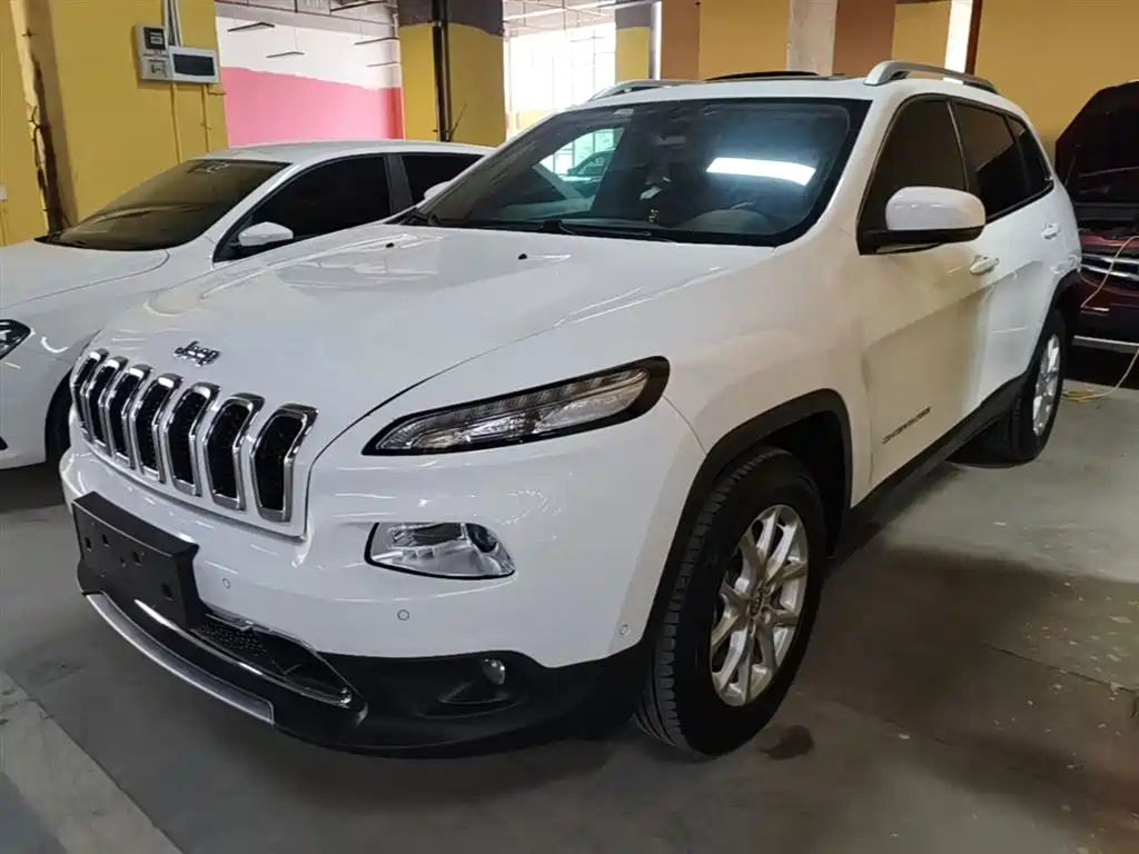 Jeep Cherokee 2016 — фото 2