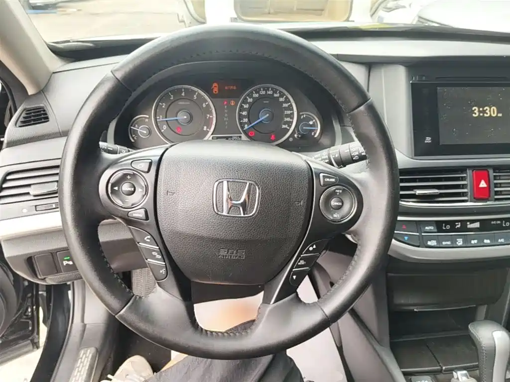 Honda Crosstour 2016 — фото 11