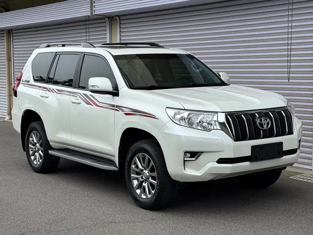 Toyota Prado 2018 — фото 3