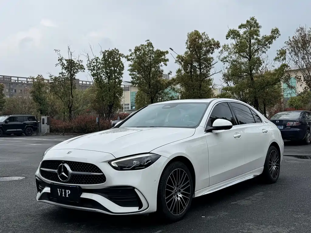 Mercedes-Benz C-Class 2023
