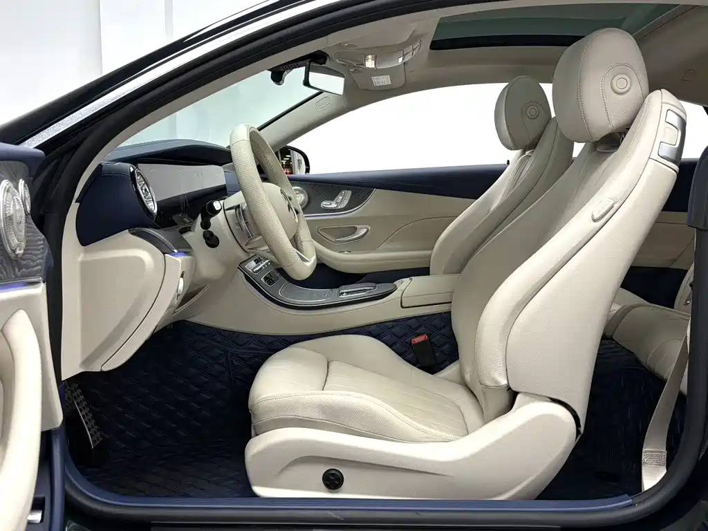 Mercedes-Benz E-Class 2023 — фото 6