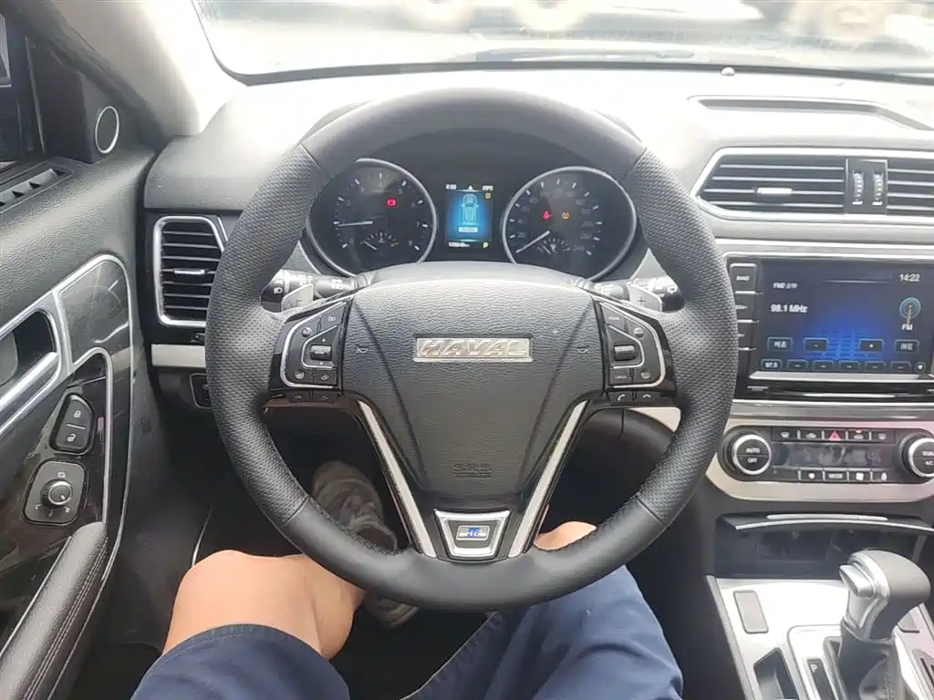 Haval H6 Coupe 2017 — фото 11