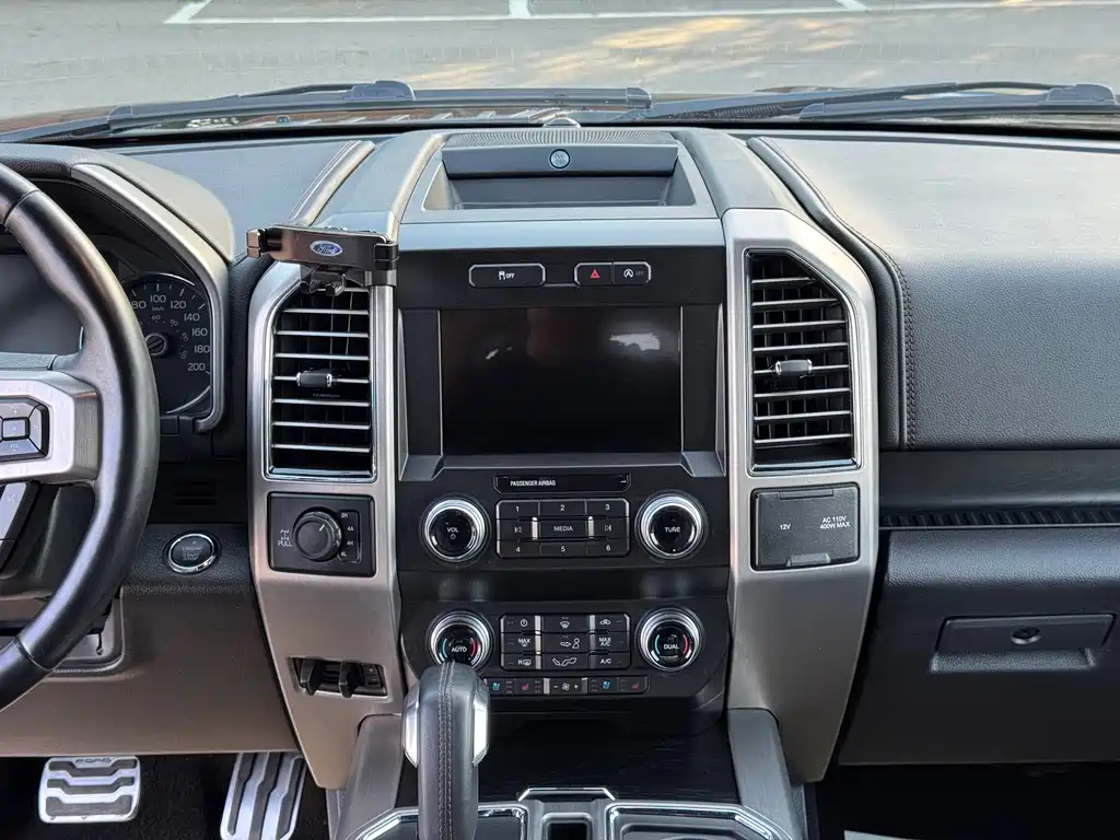 Ford F-150 Raptor 2020 — фото 16