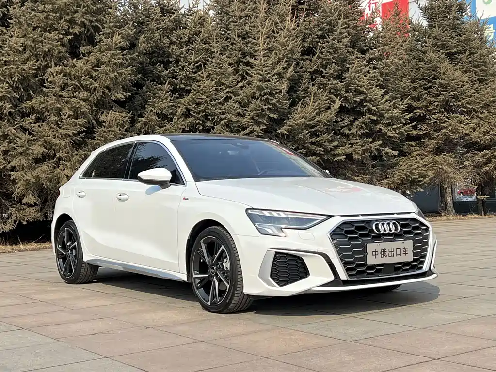 Audi A3 2023 — фото 3