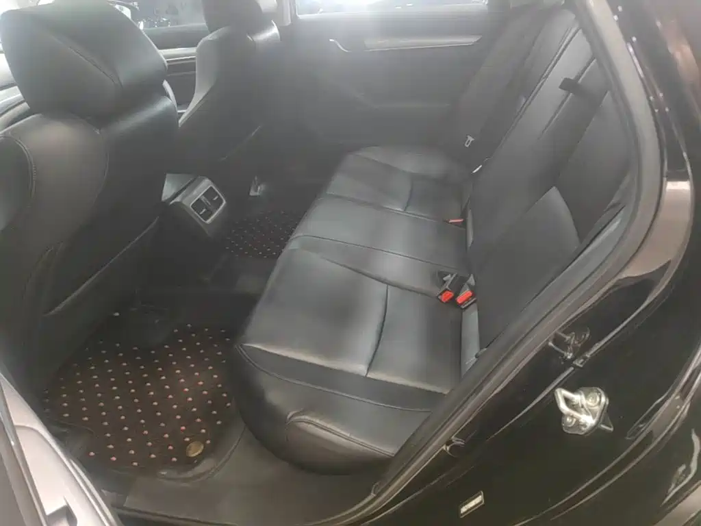 Honda Accord 2021 — фото 17