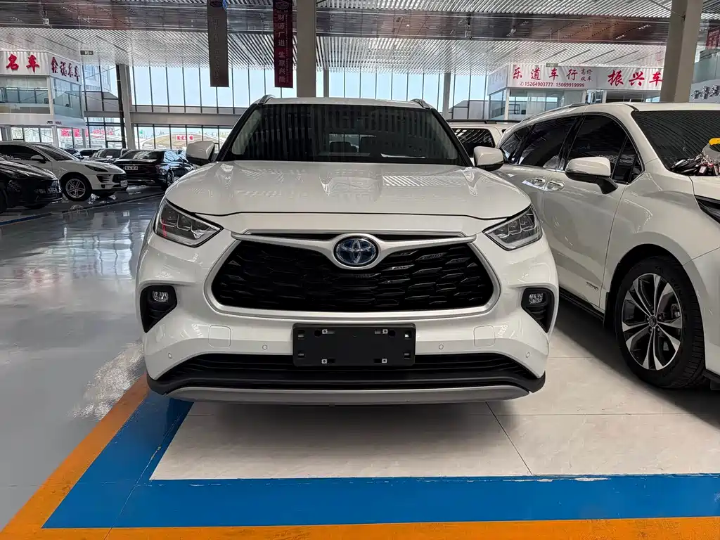 Toyota Highlander 2024