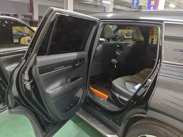 Toyota Crown Kluger 2024