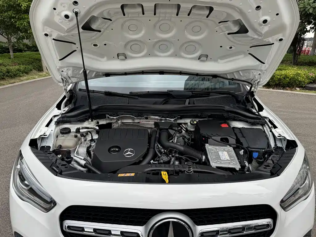 Mercedes-Benz GLA 2021 — фото 30