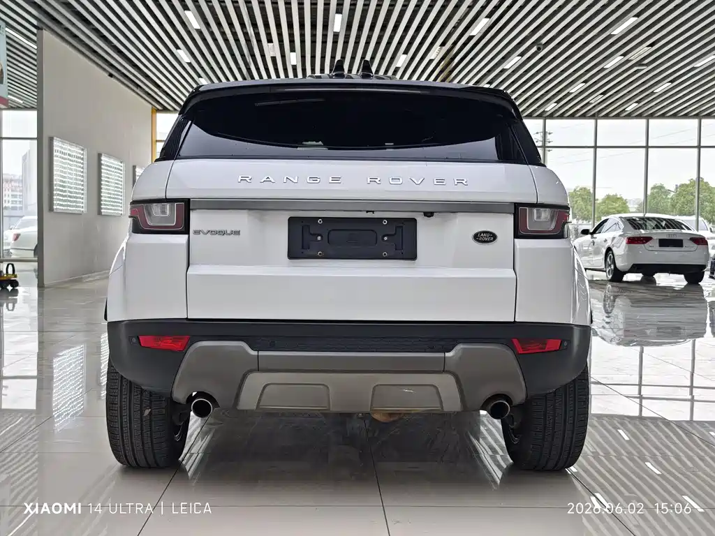 Land Rover Evoque 2018 — фото 7
