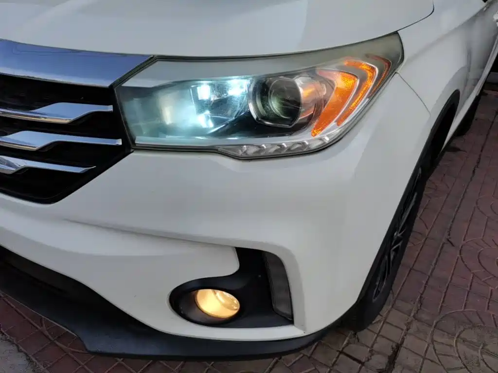 GAC Motor Trumpchi GS4 2015 — фото 24