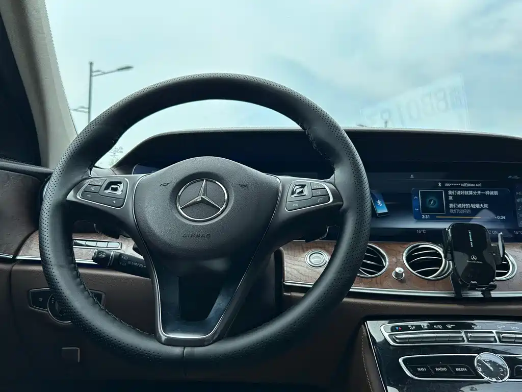 Mercedes-Benz E-Class 2017 — фото 16