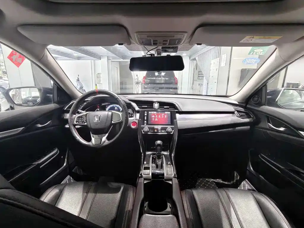 Honda Civic 2017 — фото 14
