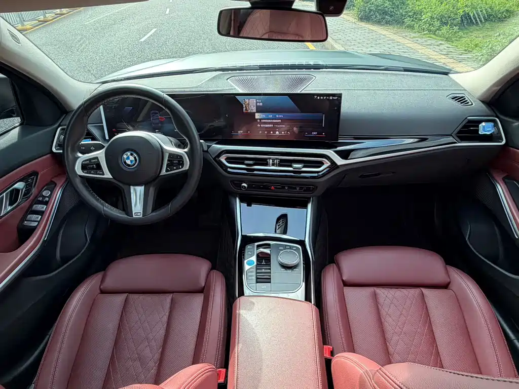 BMW i3 2023 — фото 9
