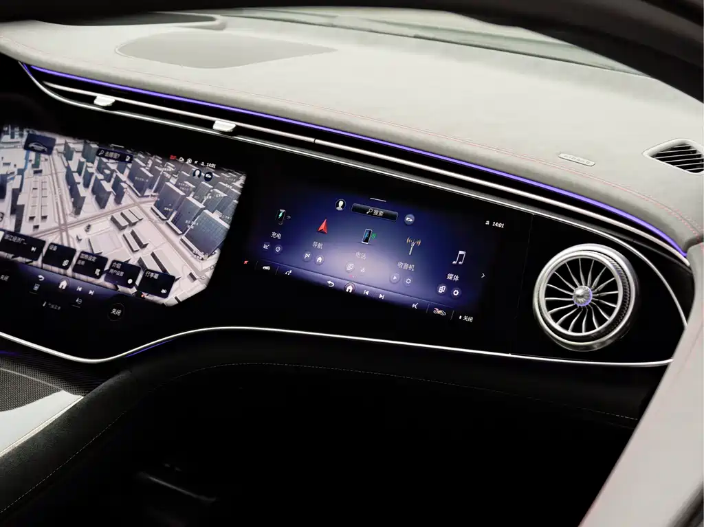 Mercedes-Benz EQS AMG 2025 — фото 19