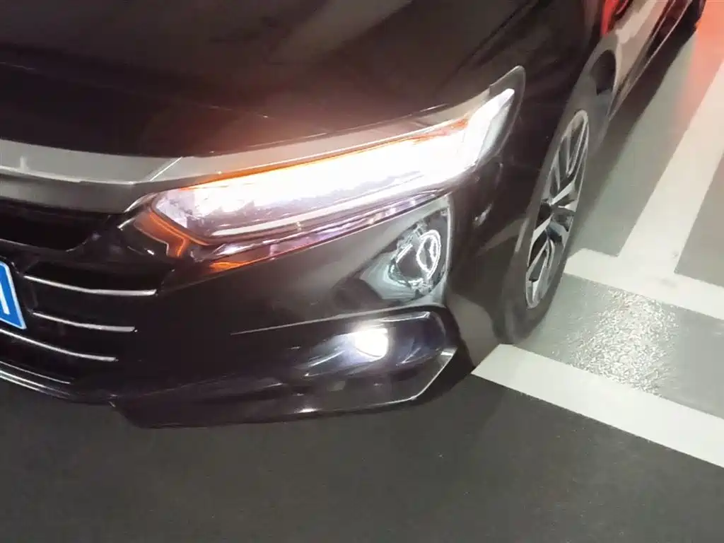 Honda Accord 2023 — фото 24